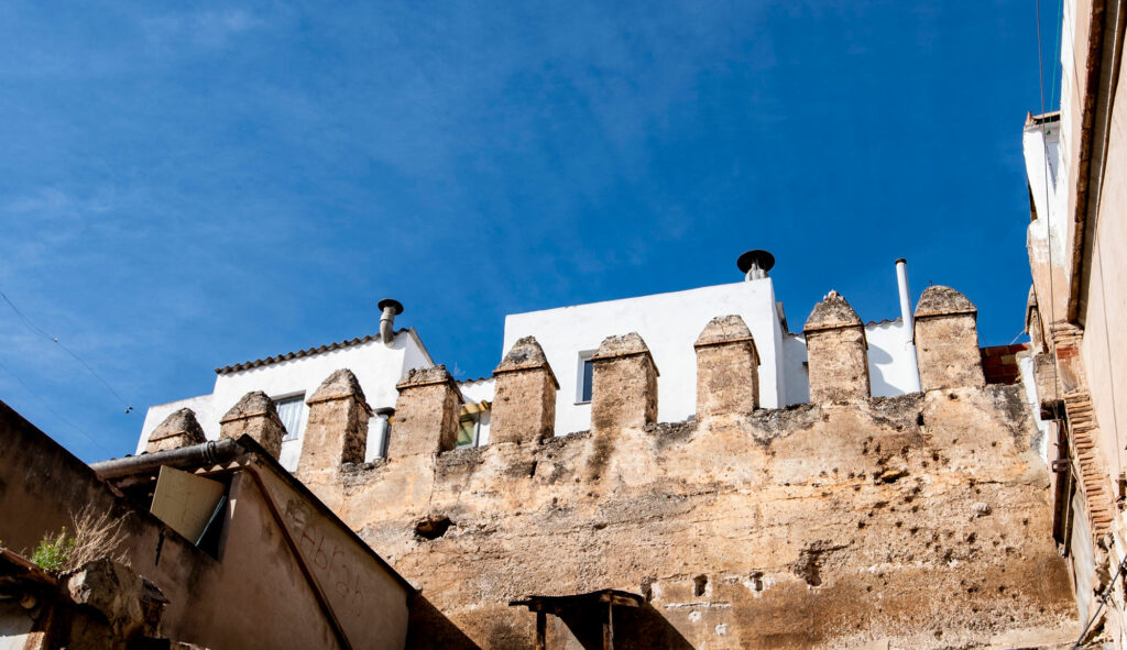 Lliria Tourism - Medieval city walls