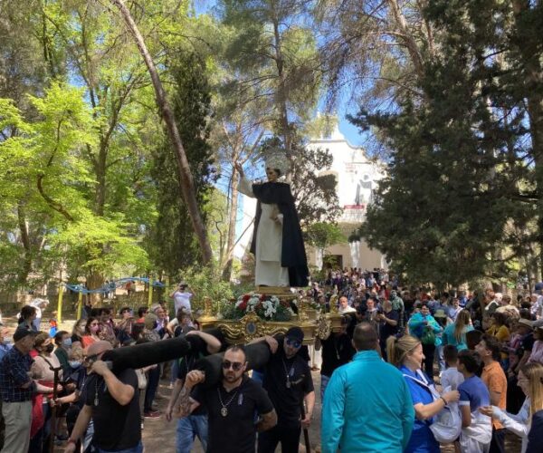 Llíria celebrates, from April 14 to 23, the festival of Sant Vicent